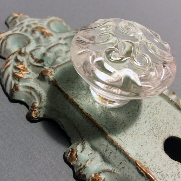 DECORATIVE Faux Doorknob Wall Hook - Picture 3 of 5